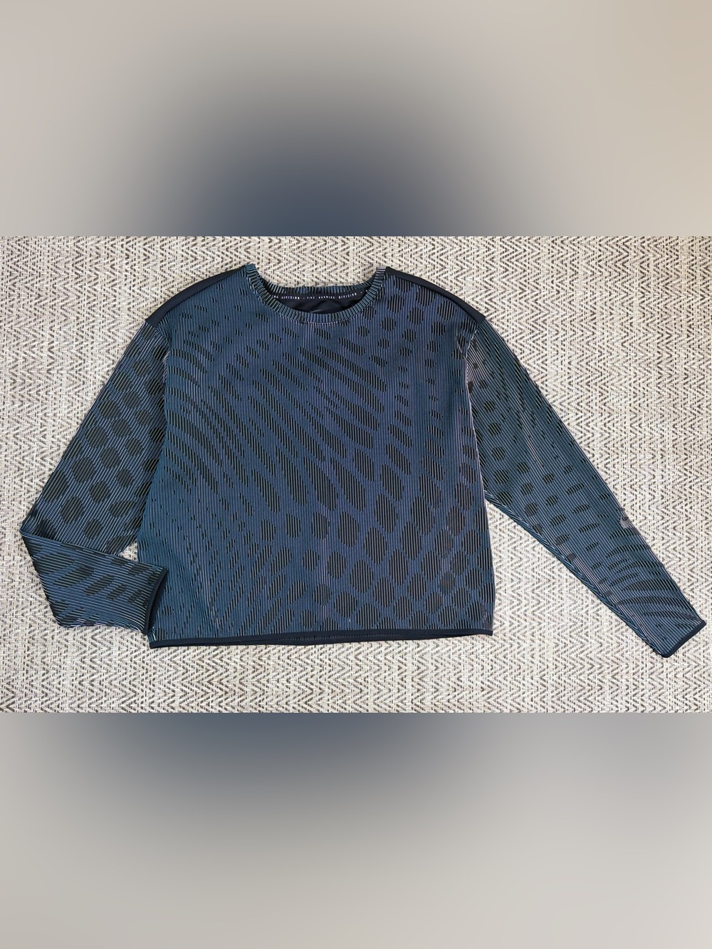 Nike Run Division Dri-FIT Women’s Long Sleeve Midlayer Top Back Vent size S